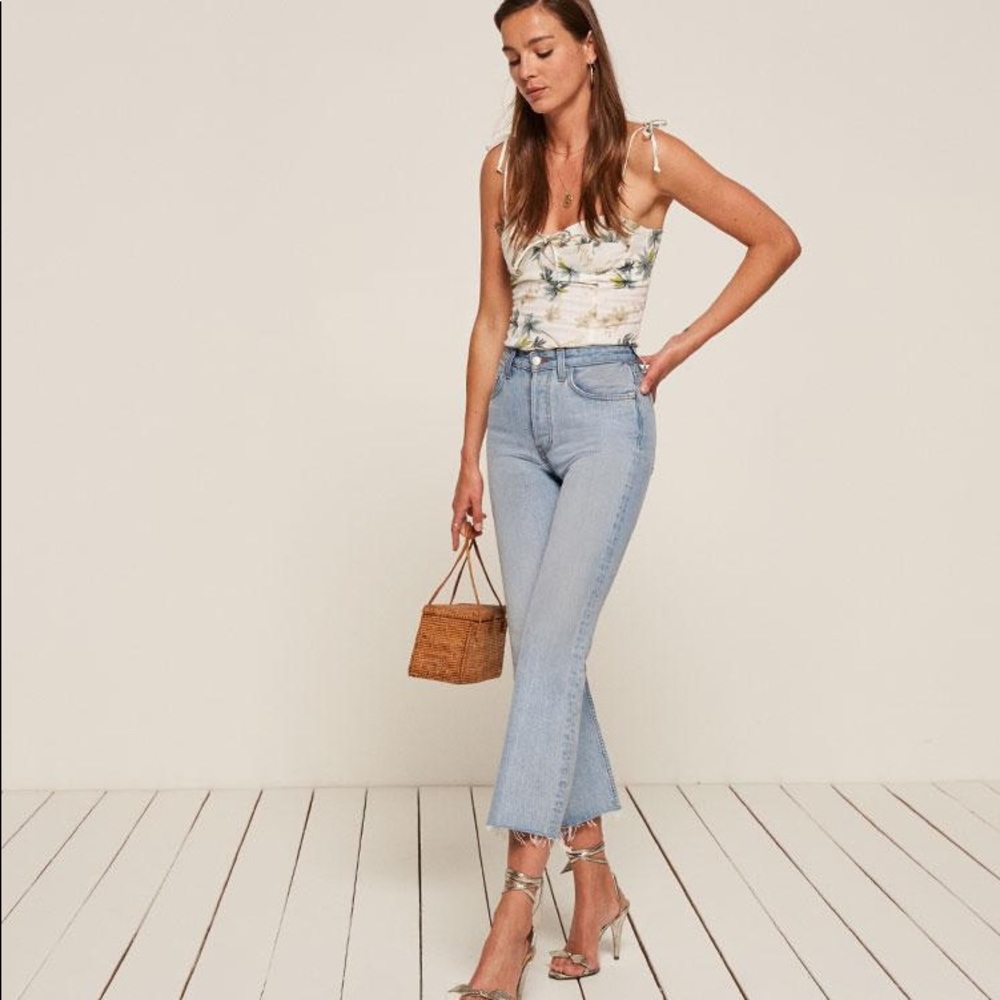 NWOT Reformation Mid-Rise Crop Flare Jeans in Sky